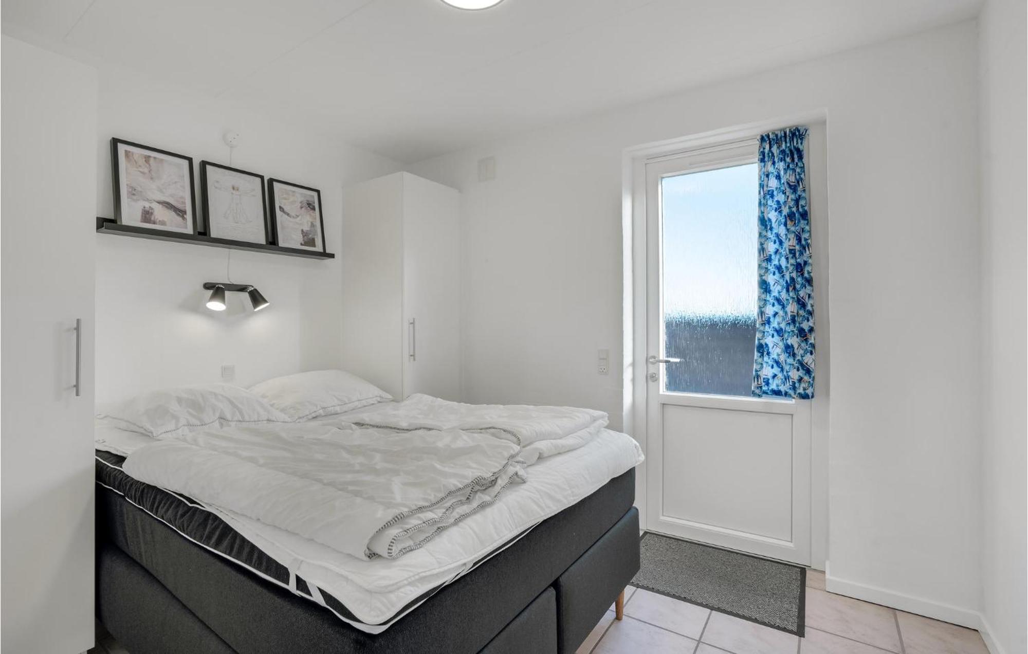 Amazing Home In Hvide Sande With Wifi Bjerregard ภายนอก รูปภาพ