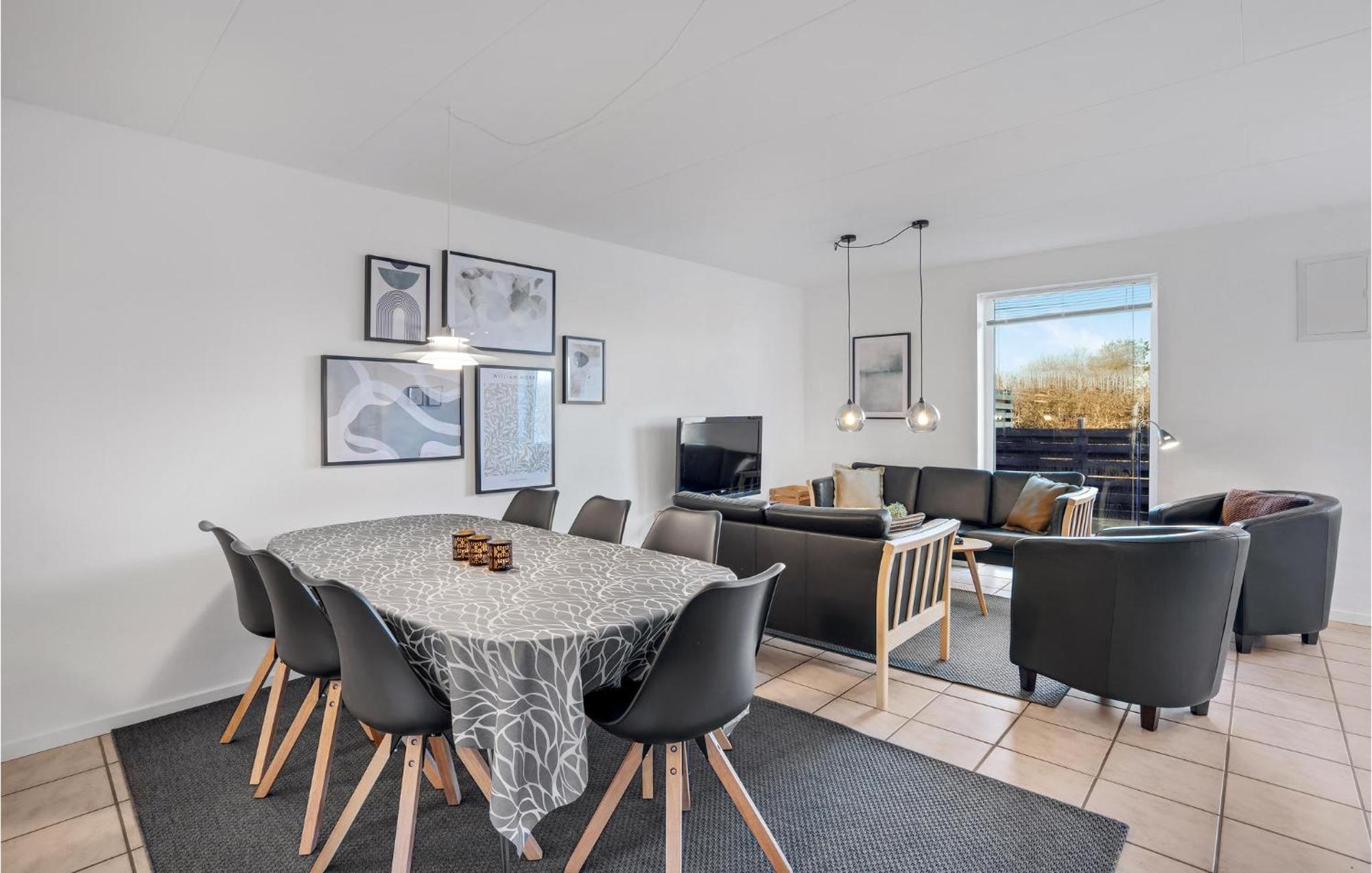 Amazing Home In Hvide Sande With Wifi Bjerregard ภายนอก รูปภาพ